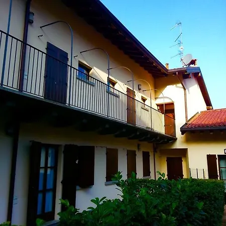 Monte Olimpino Апартаменты *